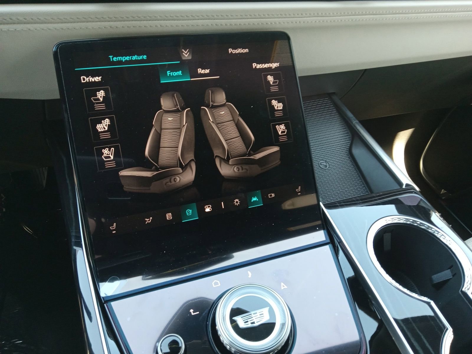 New 2026 Cadillac Escalade ESV Sport image 18