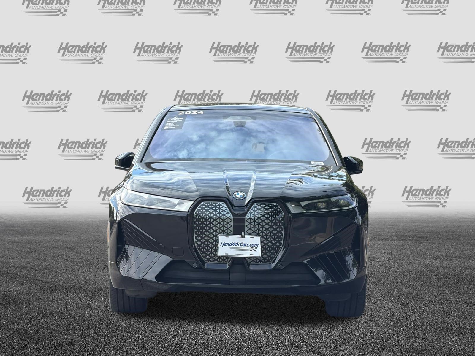Certified 2024 BMW iX xDrive50 w/ Premium Package AWD/4WD image 10