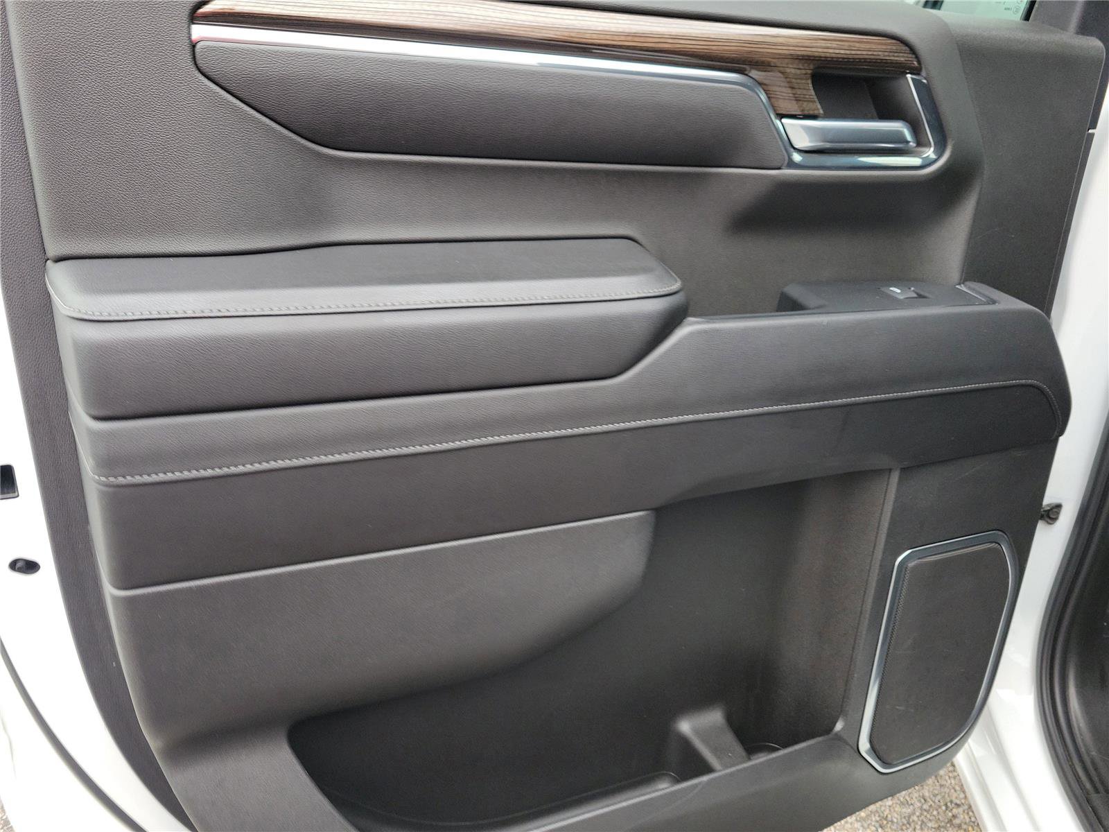 Used 2023 Chevrolet Silverado 1500 LT image 15