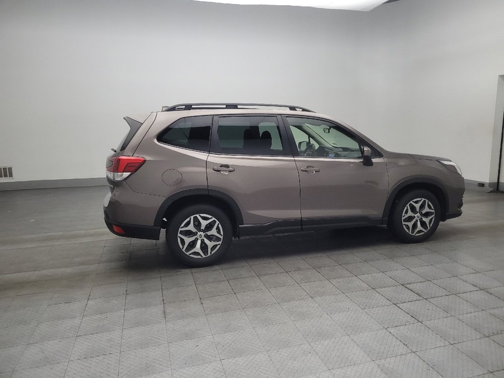 Used 2022 Subaru Forester Premium AWD/4WD image 10