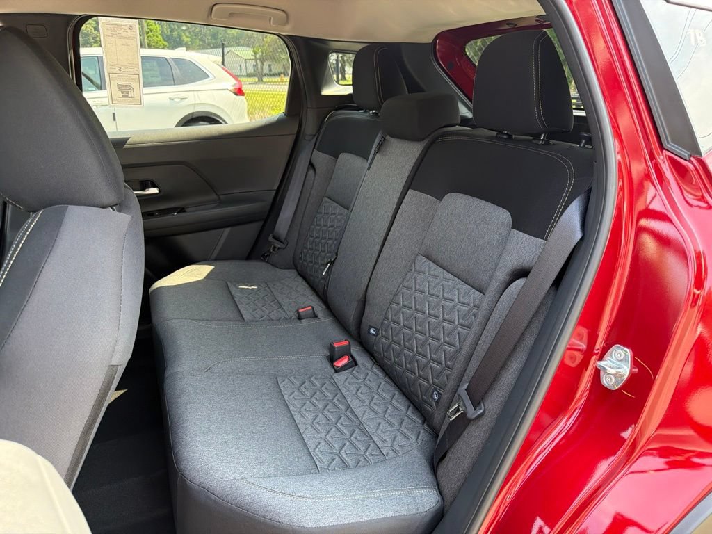 New 2026 Nissan Kicks SV w/ Interior Electronics Package AWD/4WD image 17