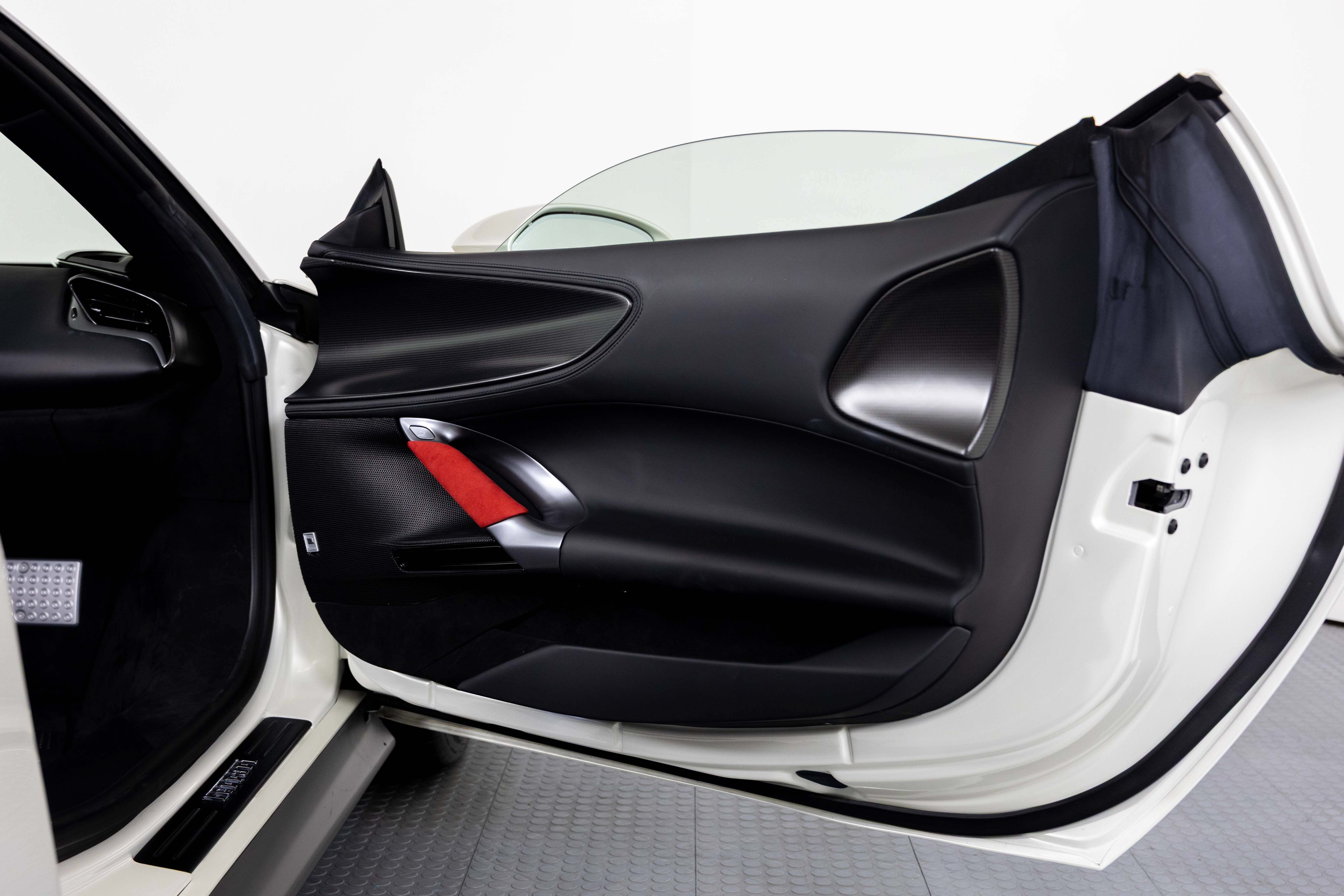 Certified 2025 Ferrari SF90 Spider AWD/4WD image 50