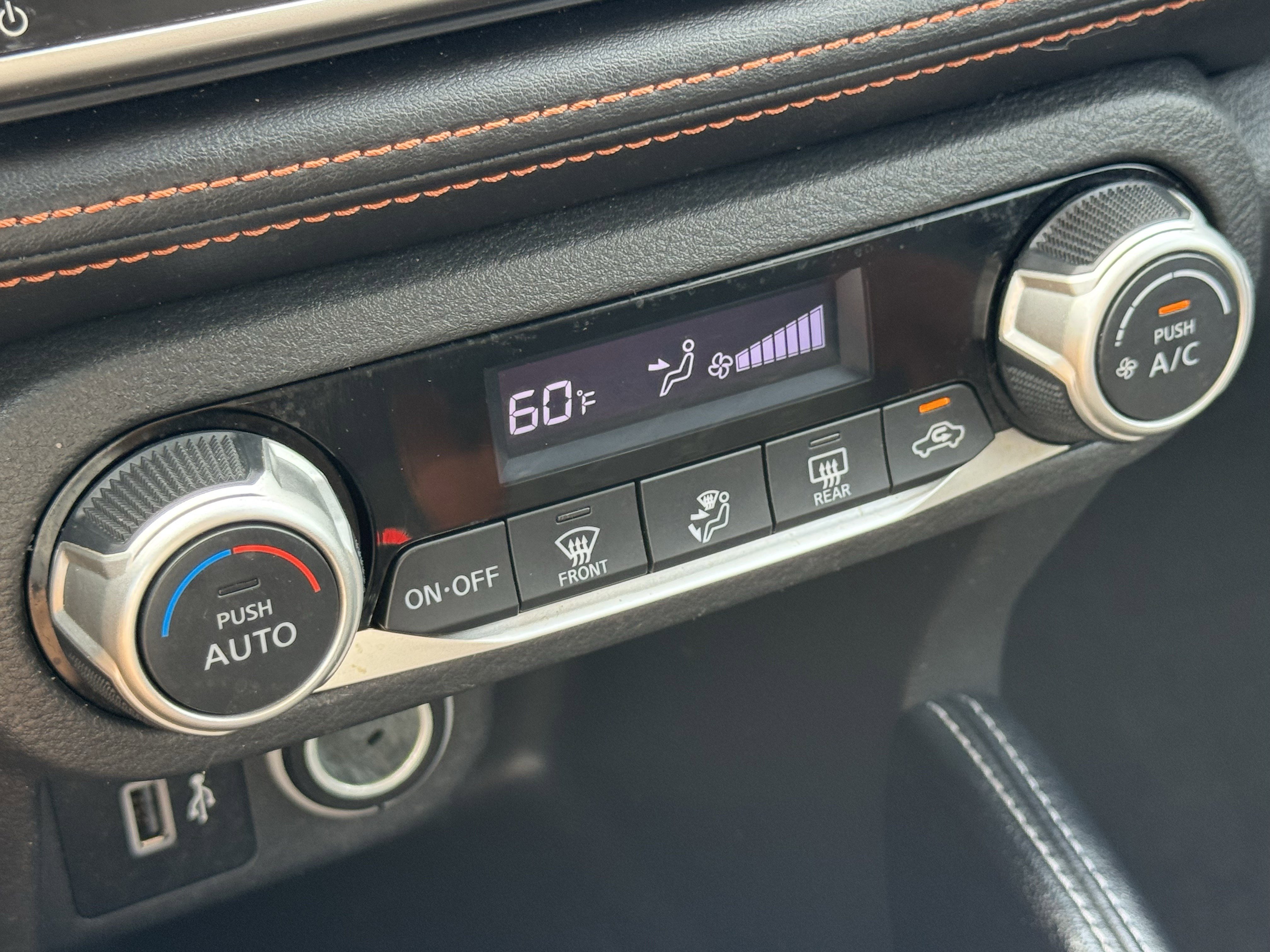 Used 2020 Nissan Kicks SR image 20