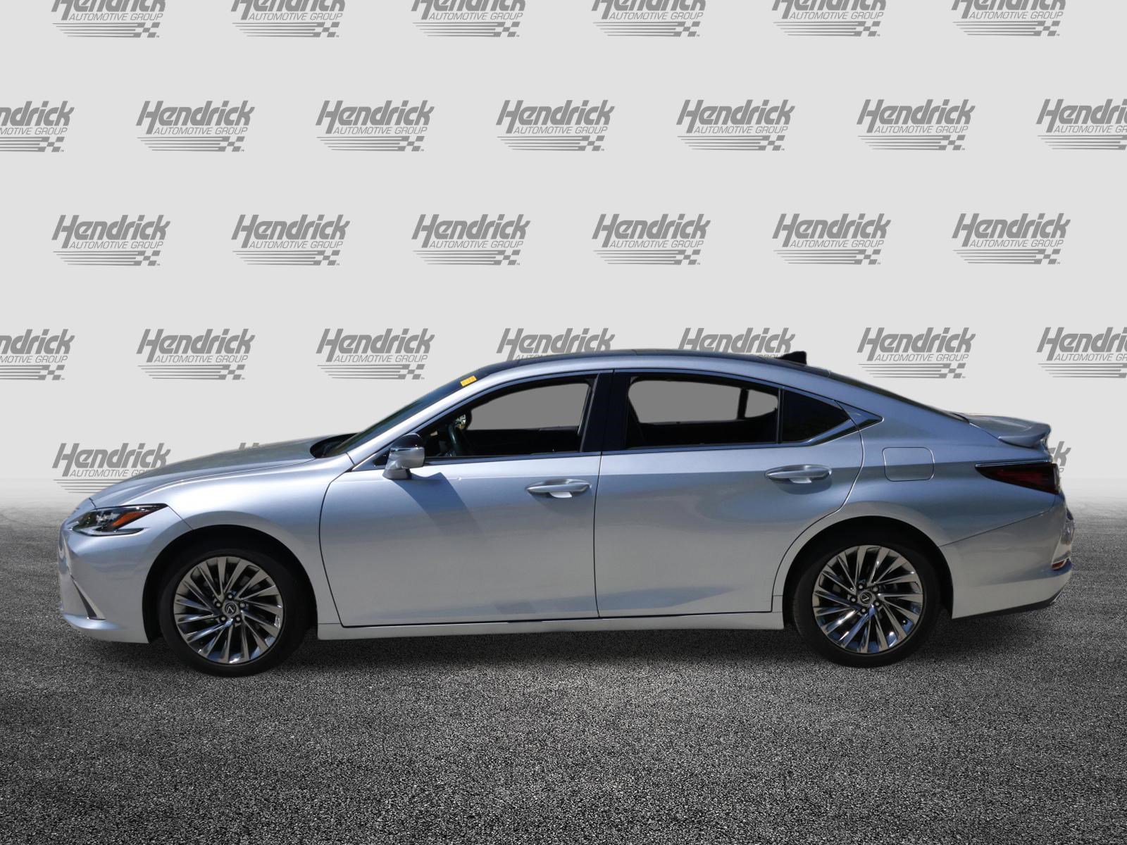 Used 2024 Lexus ES 350 Ultra Luxury w/ Accessory Package (Z2) image 6