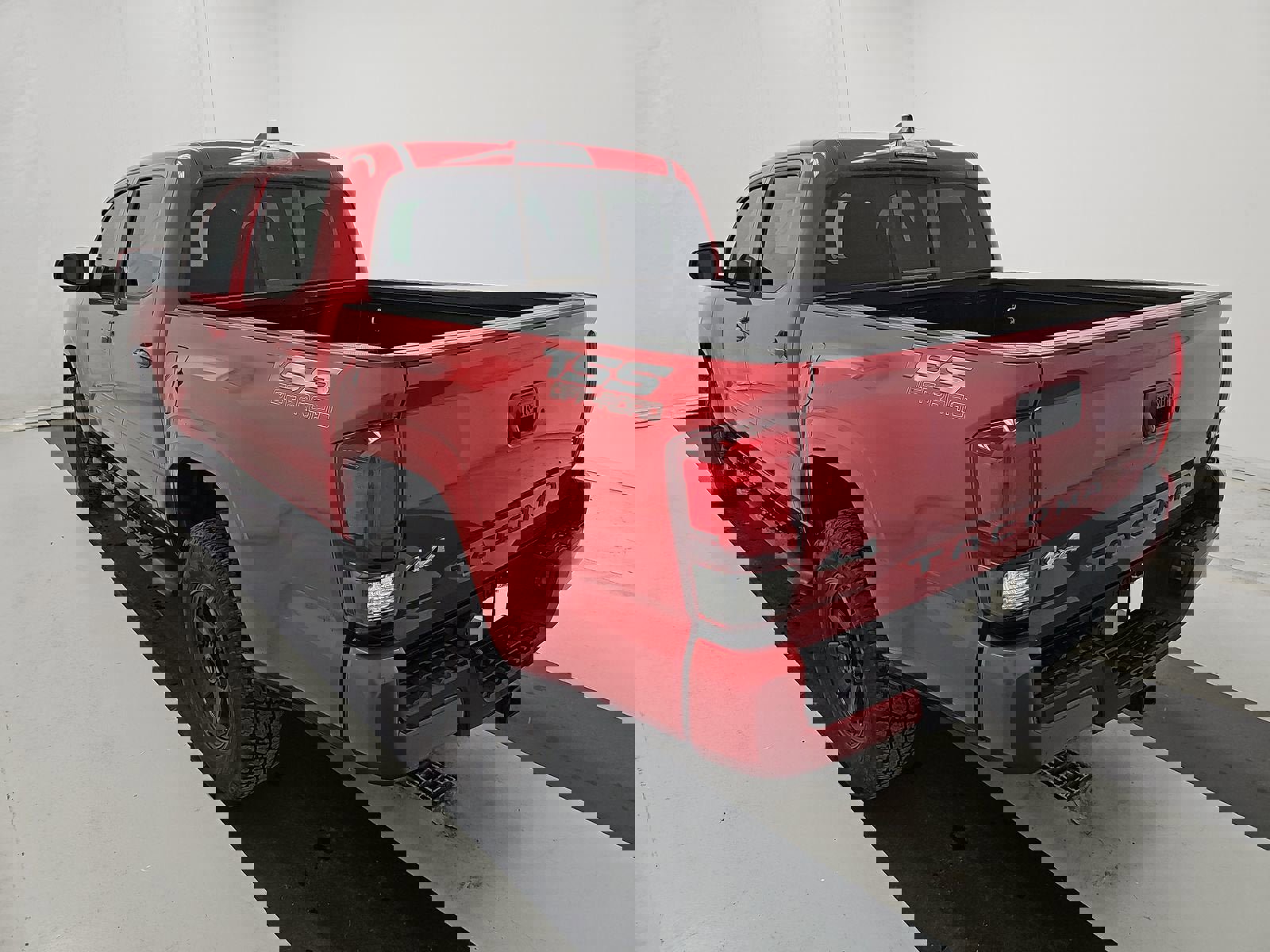 Used 2023 Toyota Tacoma SR image 5