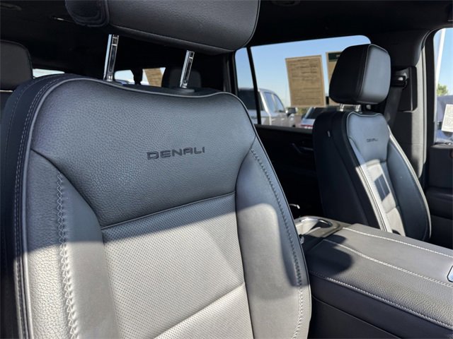 Certified 2025 GMC Yukon XL Denali image 7
