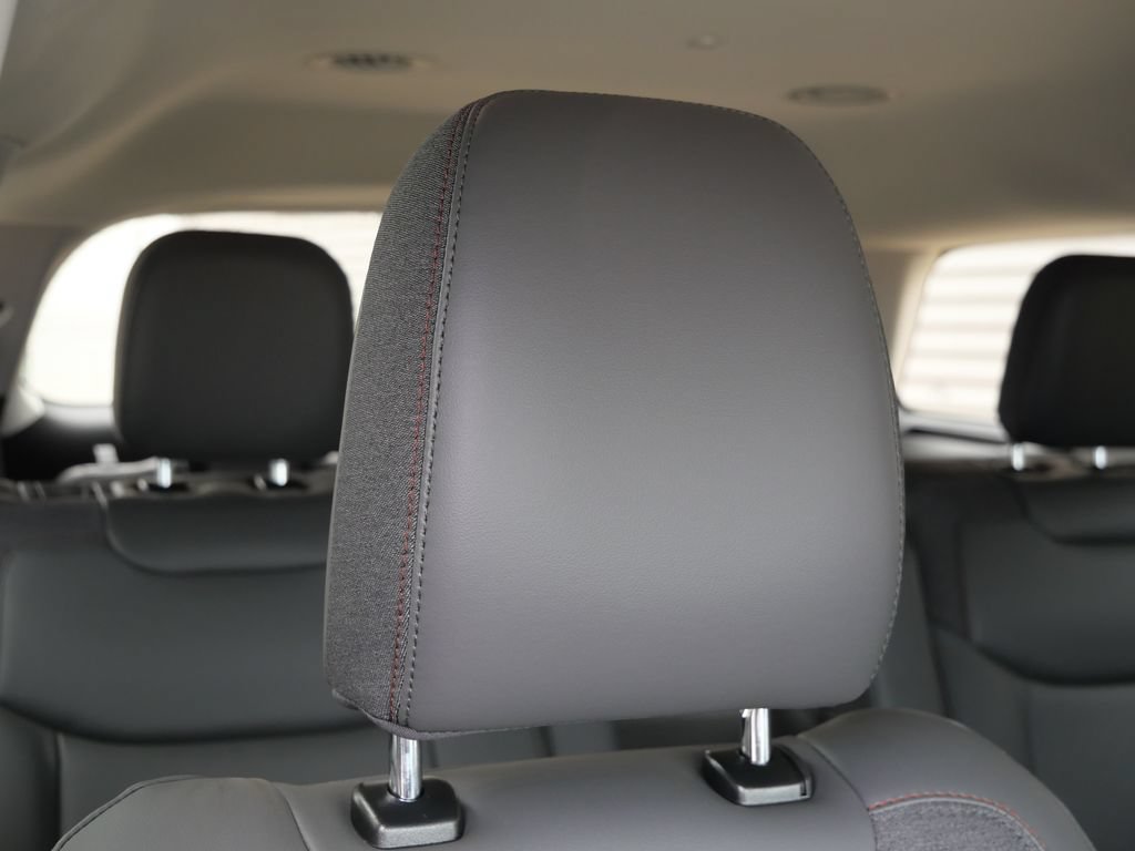 New 2026 Ford Explorer Active w/ Active Comfort Package AWD/4WD image 11