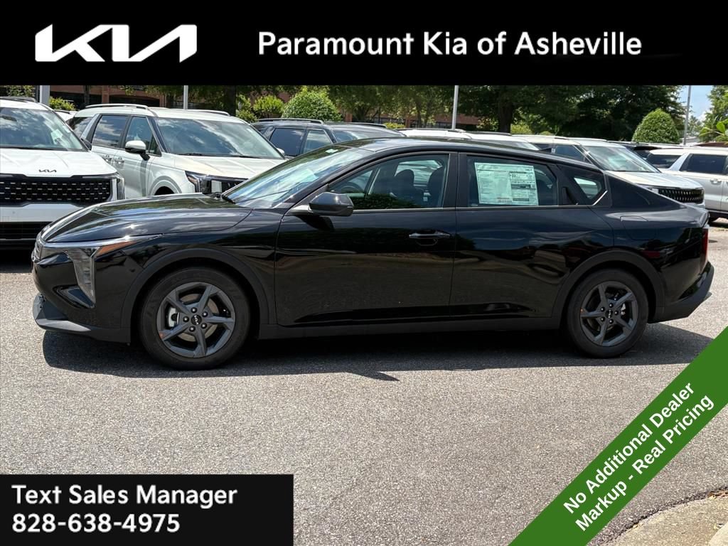New 2026 Kia K4 FWD image 3