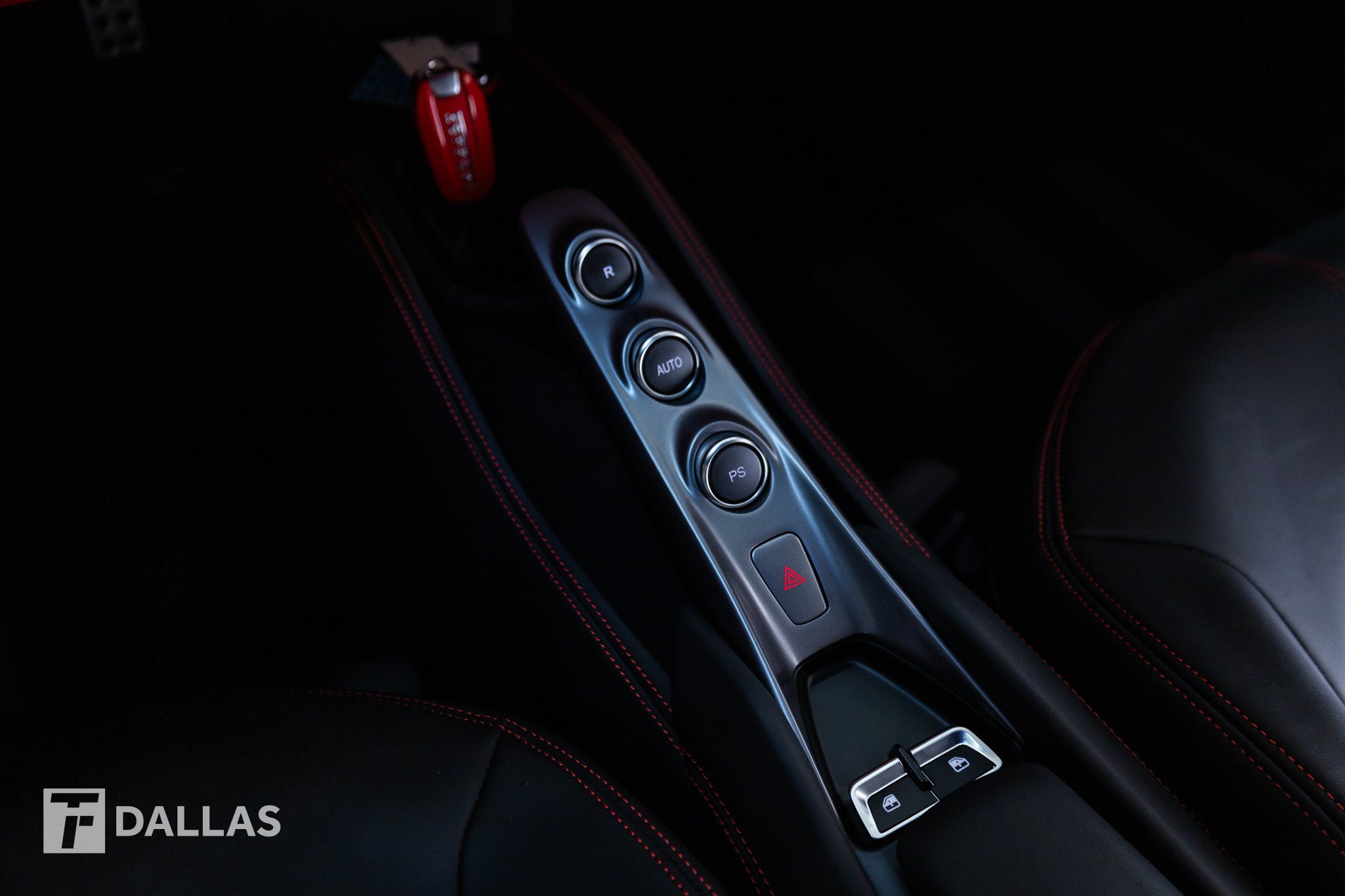 Used 2022 Ferrari F8 Tributo RWD image 36