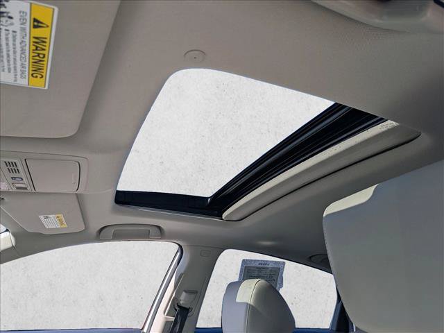 Used 2018 Honda Accord Touring image 16