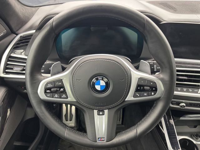 Used 2022 BMW X7 M50i w/ Dynamic Handling Package image 20