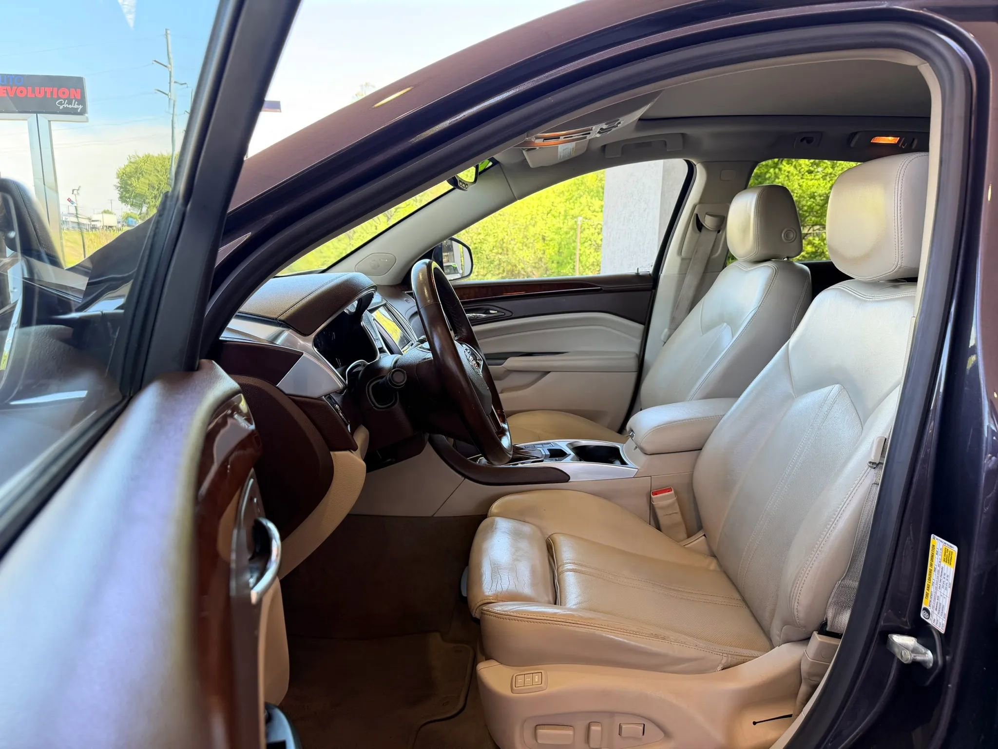 Used 2015 Cadillac SRX Performance w/ Driver Awareness Package FWD image 7