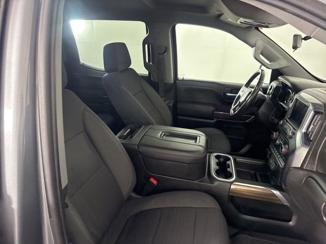 Used 2021 Chevrolet Silverado 1500 LT Trail Boss w/ Bed Protection Package AWD/4WD image 15