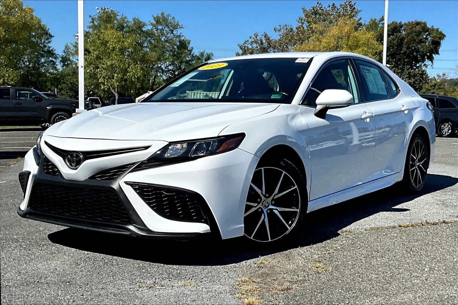 Used 2023 Toyota Camry SE