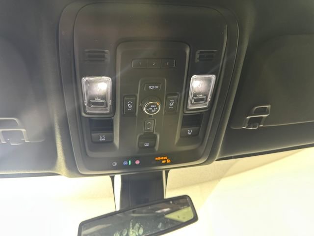 Used 2021 GMC Yukon XL Denali image 24