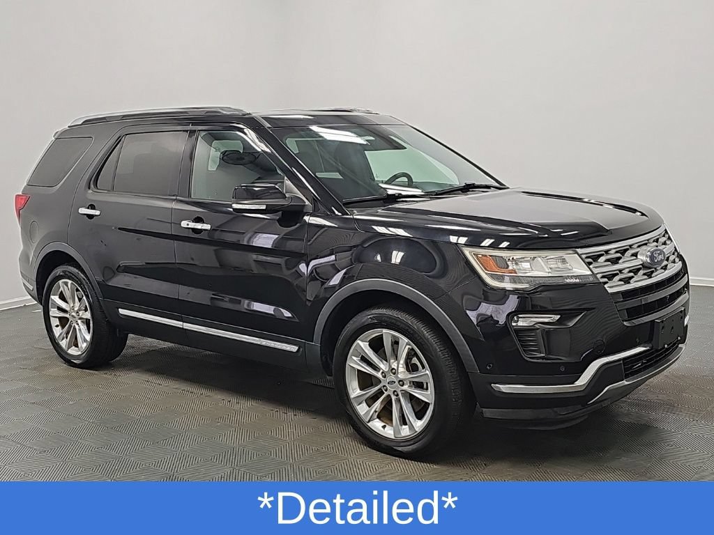 Used 2018 Ford Explorer Limited w/ Equipment Group 301A AWD/4WD image 2