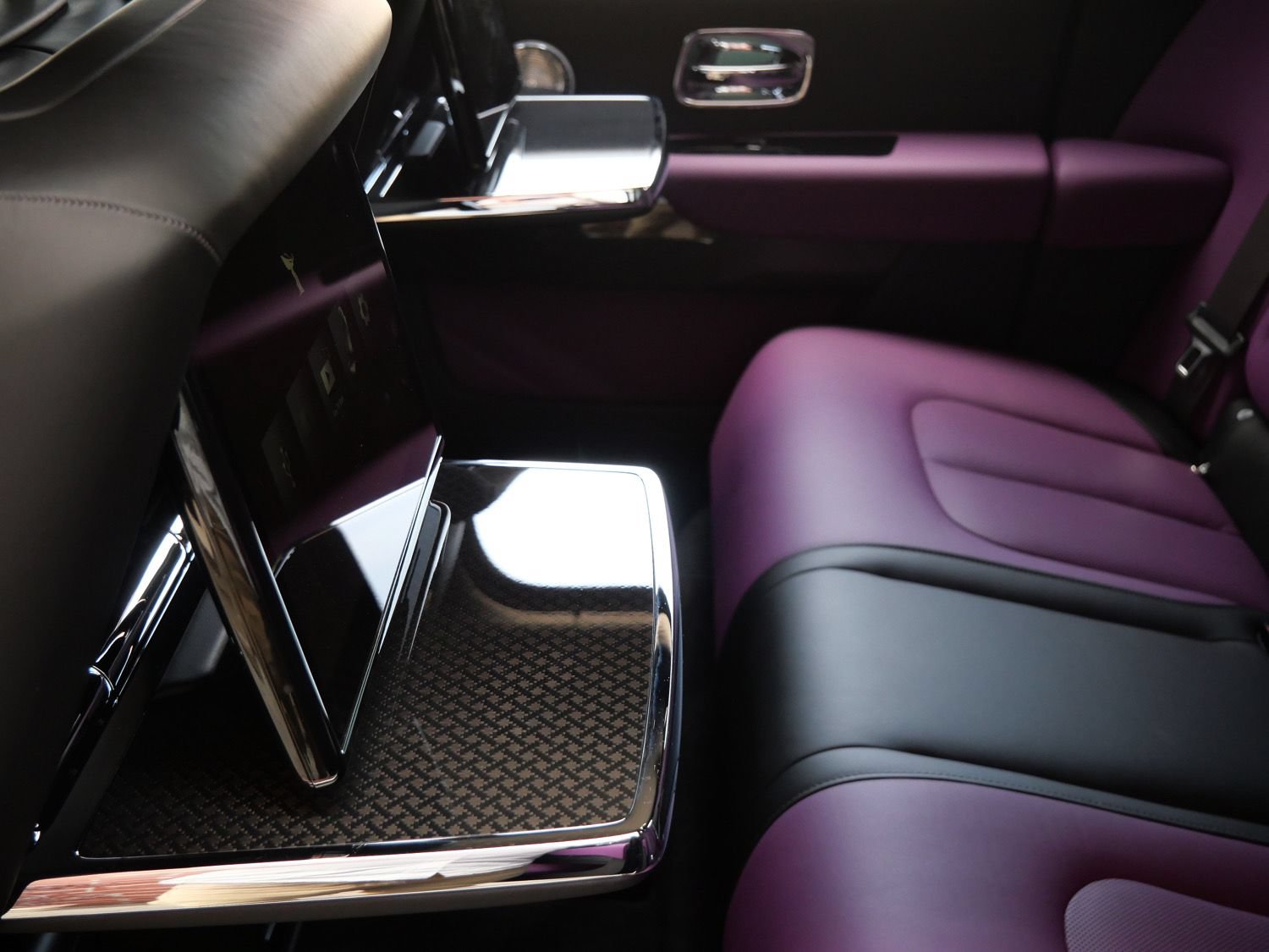 New 2027 Rolls-Royce Cullinan Black Badge AWD/4WD image 27
