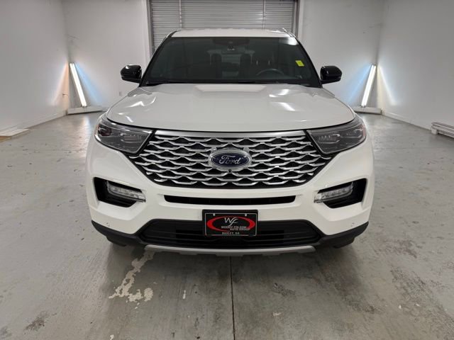 Used 2023 Ford Explorer Platinum w/ Technology Package image 2