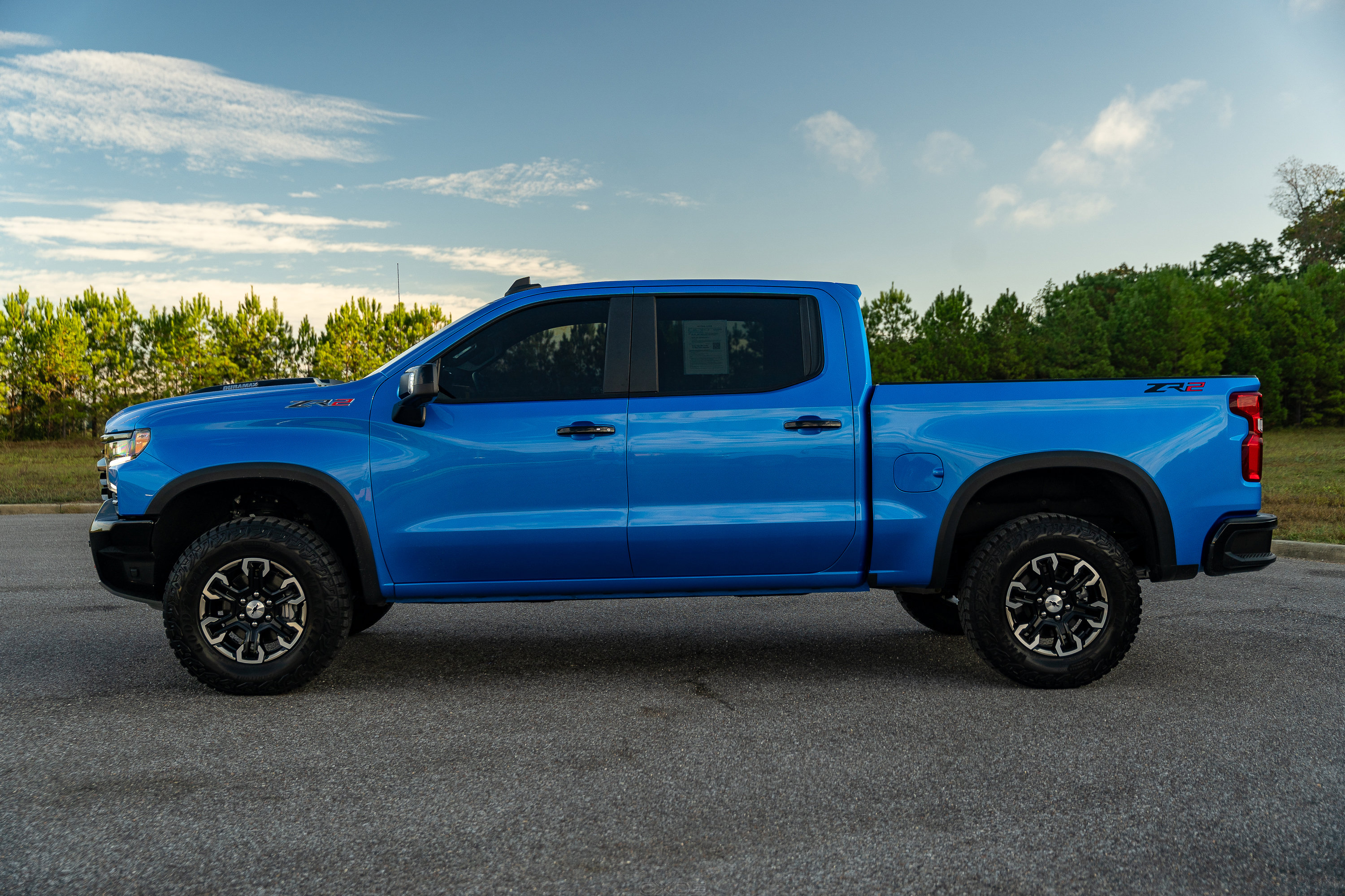 Used 2025 Chevrolet Silverado 1500 ZR2 AWD/4WD image 6
