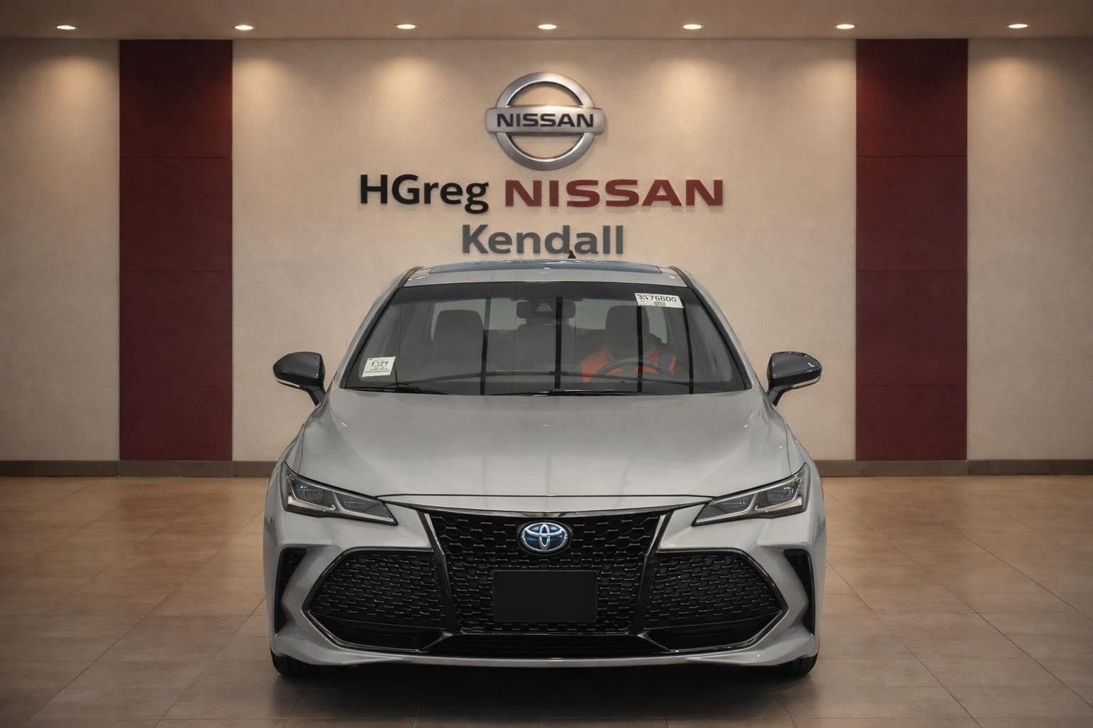 Used 2019 Toyota Avalon Touring image 8