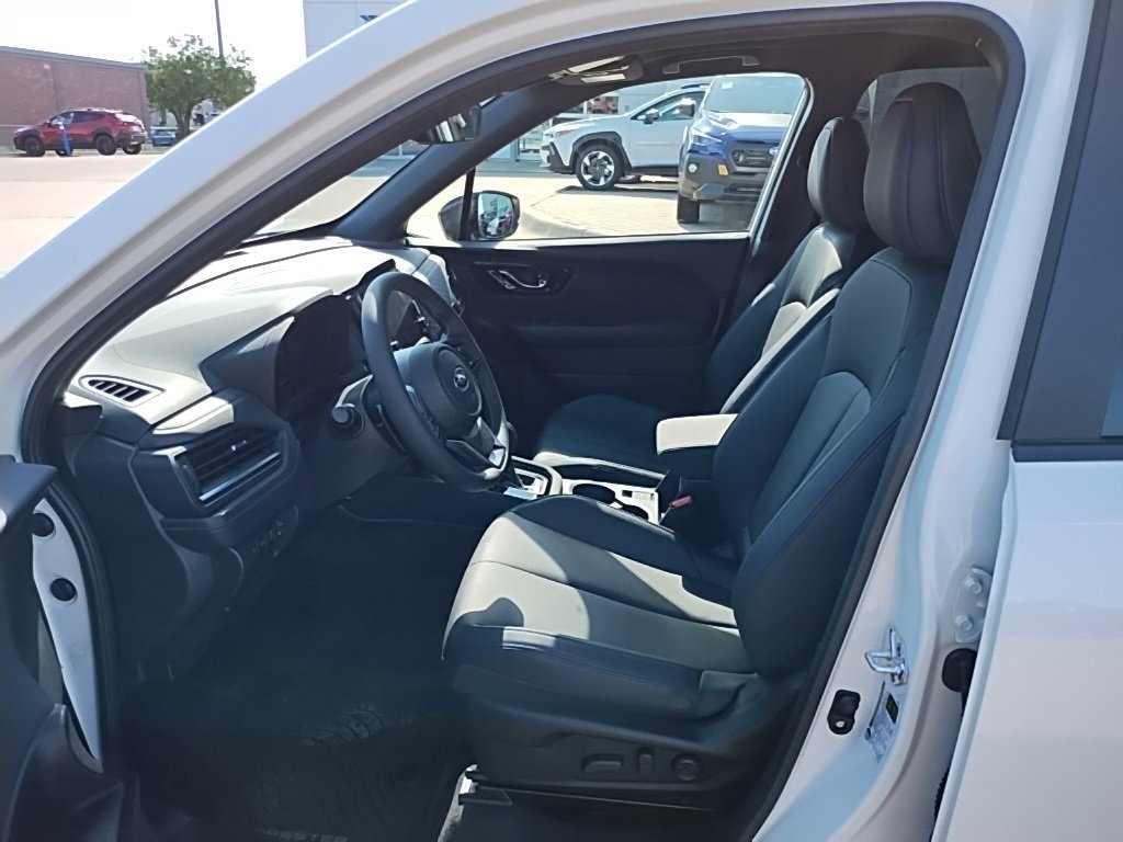 New 2025 Subaru Forester Limited w/ Popular Package image 23