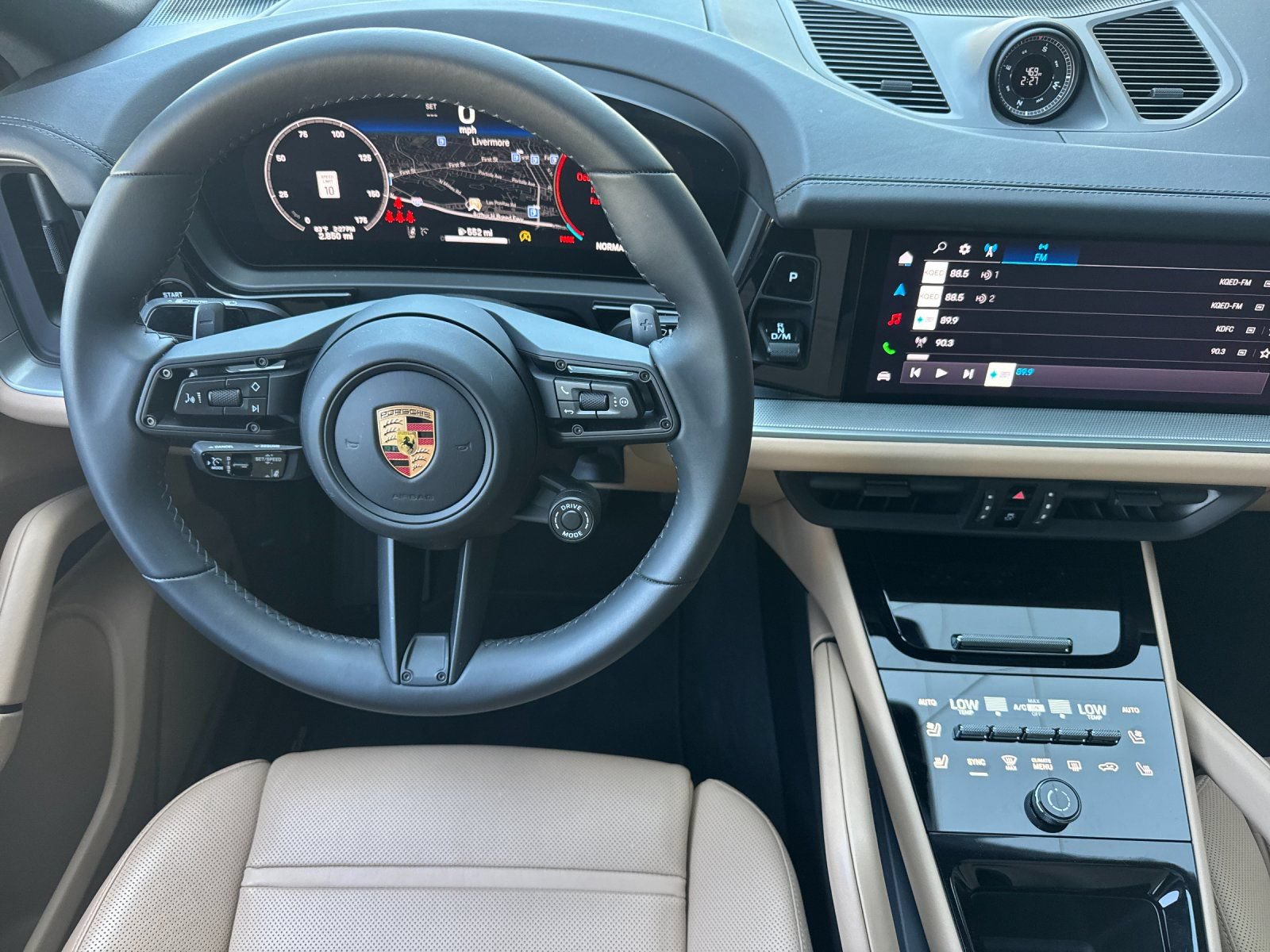 Certified 2026 Porsche Cayenne Coupe AWD/4WD image 14