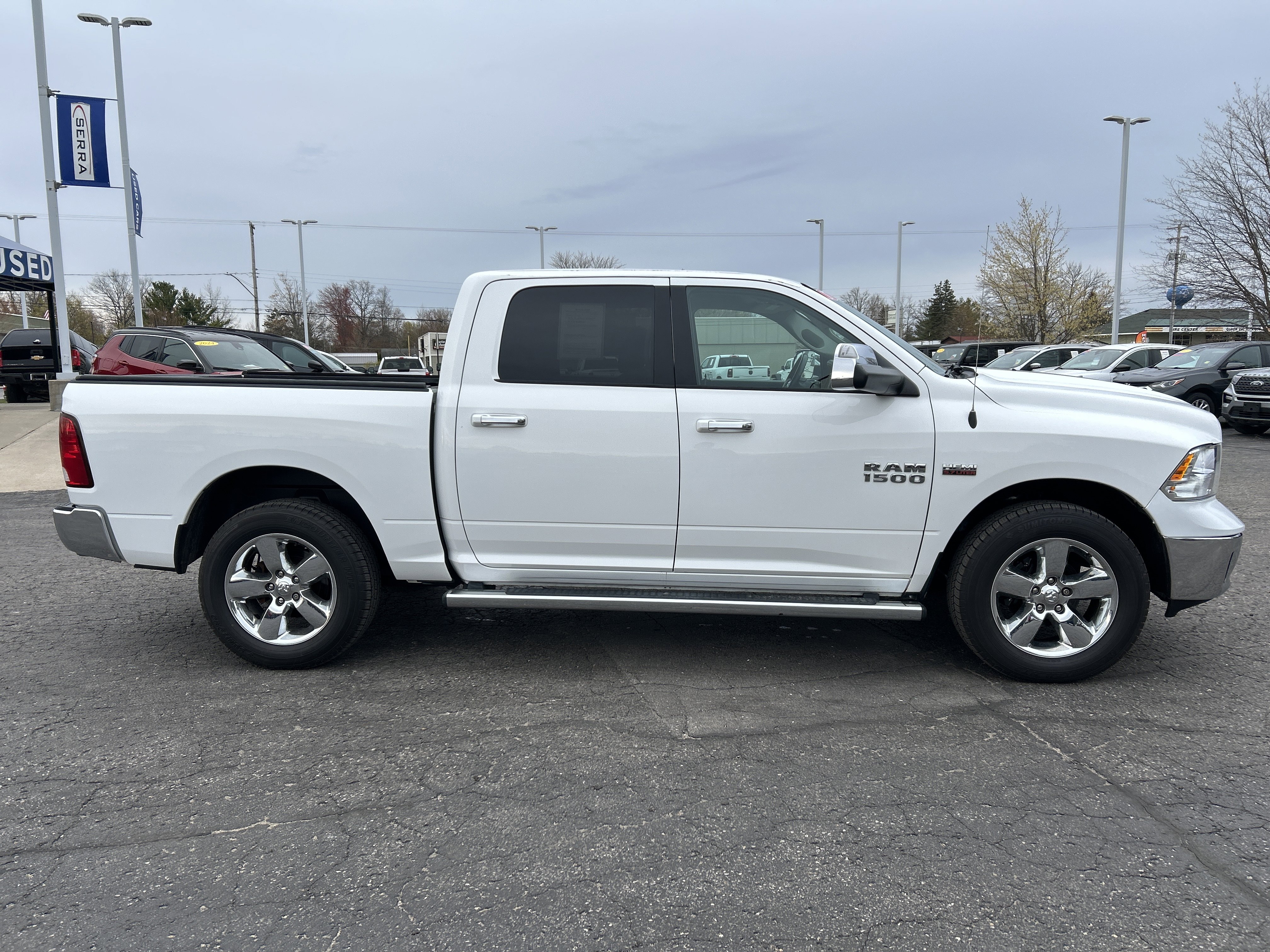 Used 2017 RAM 1500 Big Horn AWD/4WD image 2