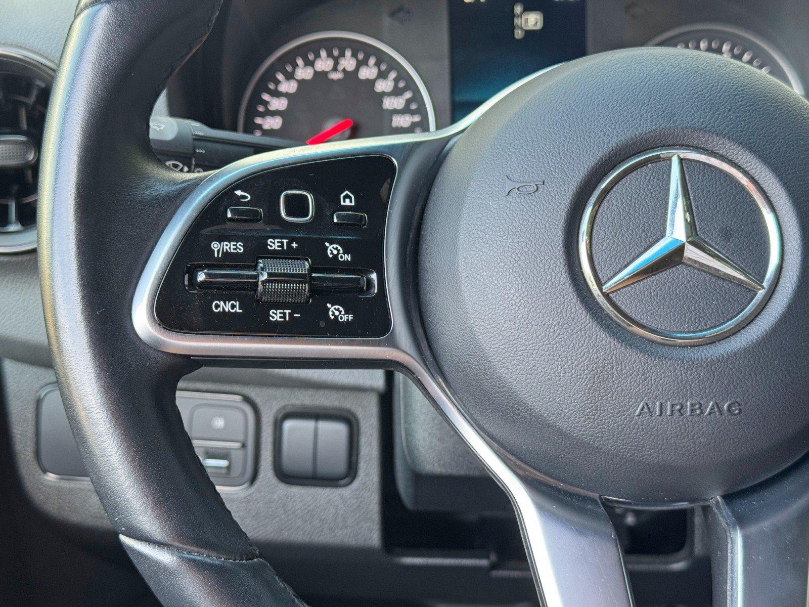 Used 2022 Mercedes-Benz Sprinter 2500 image 20