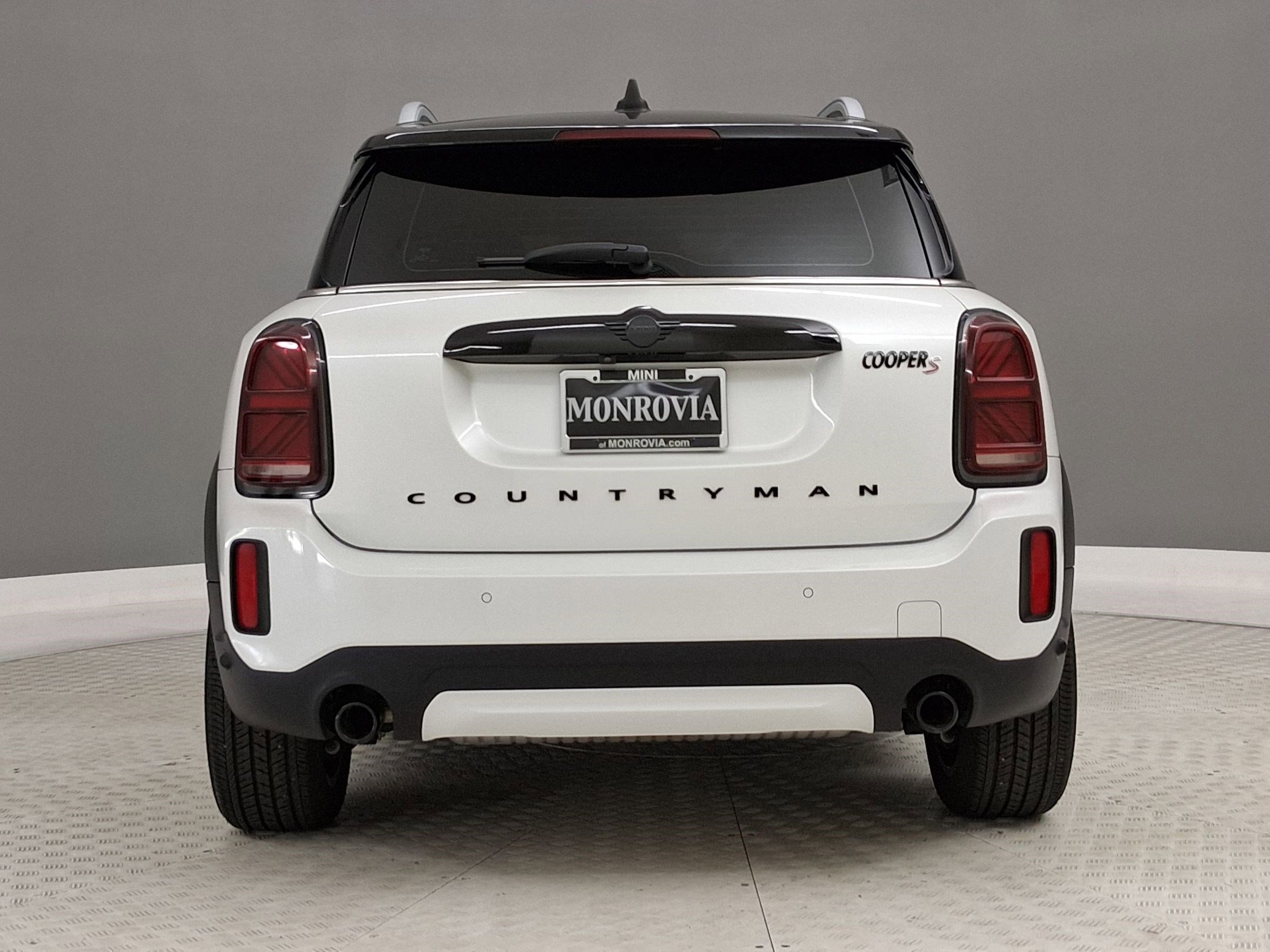 Certified 2024 MINI Cooper Countryman S FWD image 8