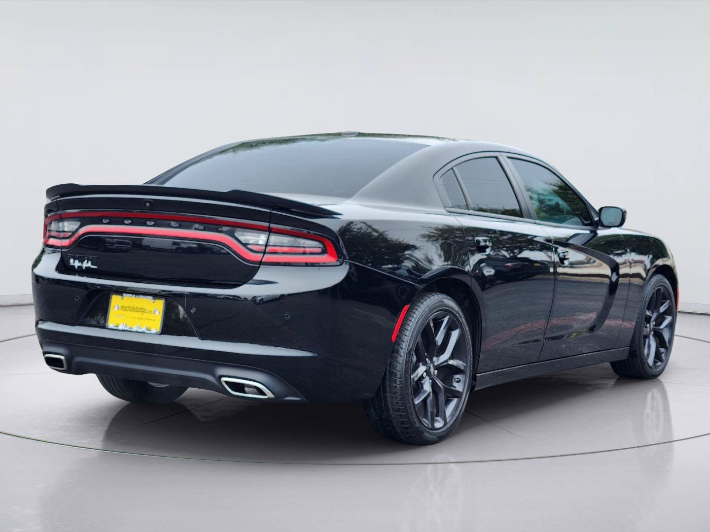 Certified 2022 Dodge Charger SXT w/ Blacktop Package RWD image 5