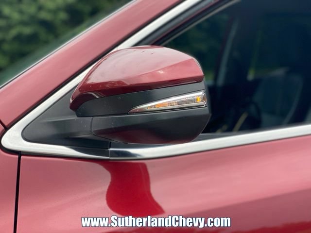 Used 2019 Toyota Highlander SE FWD image 11