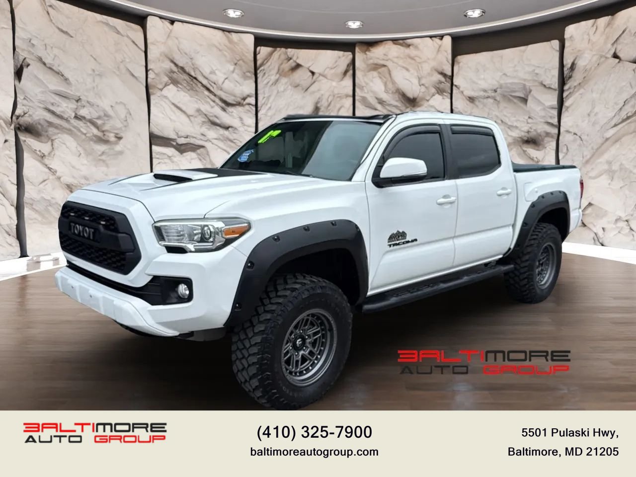 Used 2017 Toyota Tacoma TRD Sport w/ Tow Package (A/T)