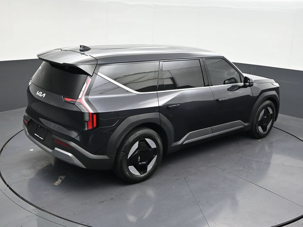 Used 2026 Kia EV9 Light RWD image 24