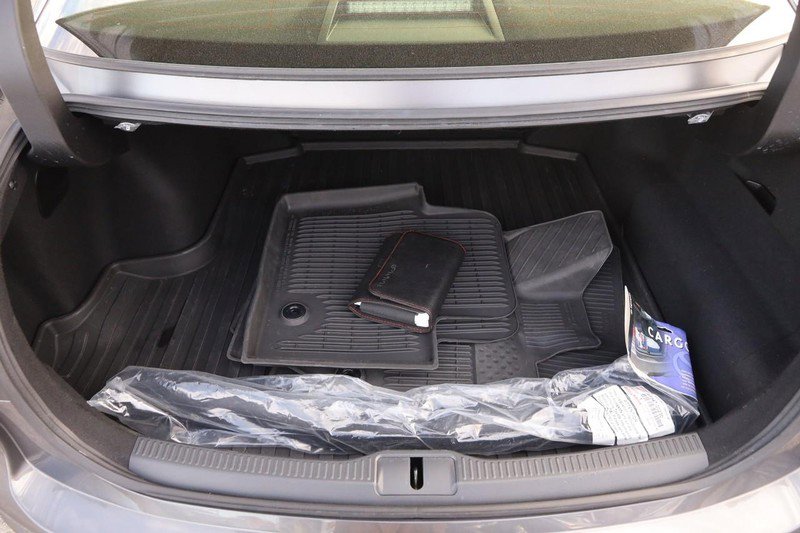 Used 2023 Toyota Crown image 7