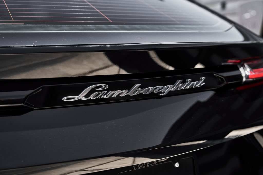 Used 2023 Lamborghini Urus S AWD/4WD image 10