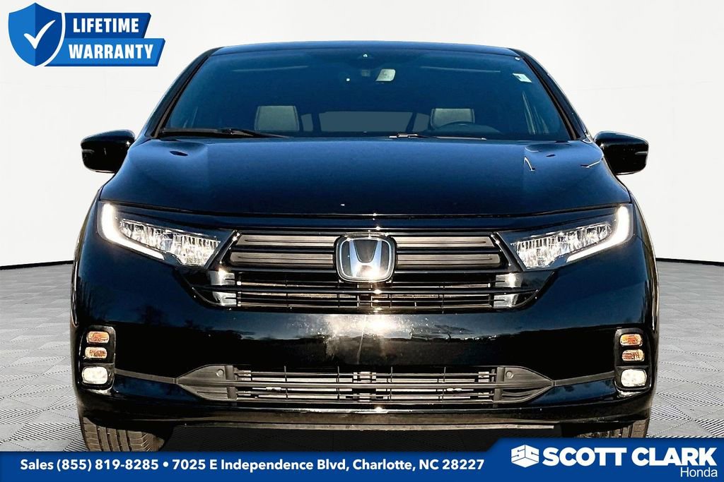 Used 2024 Honda Odyssey Sport image 2
