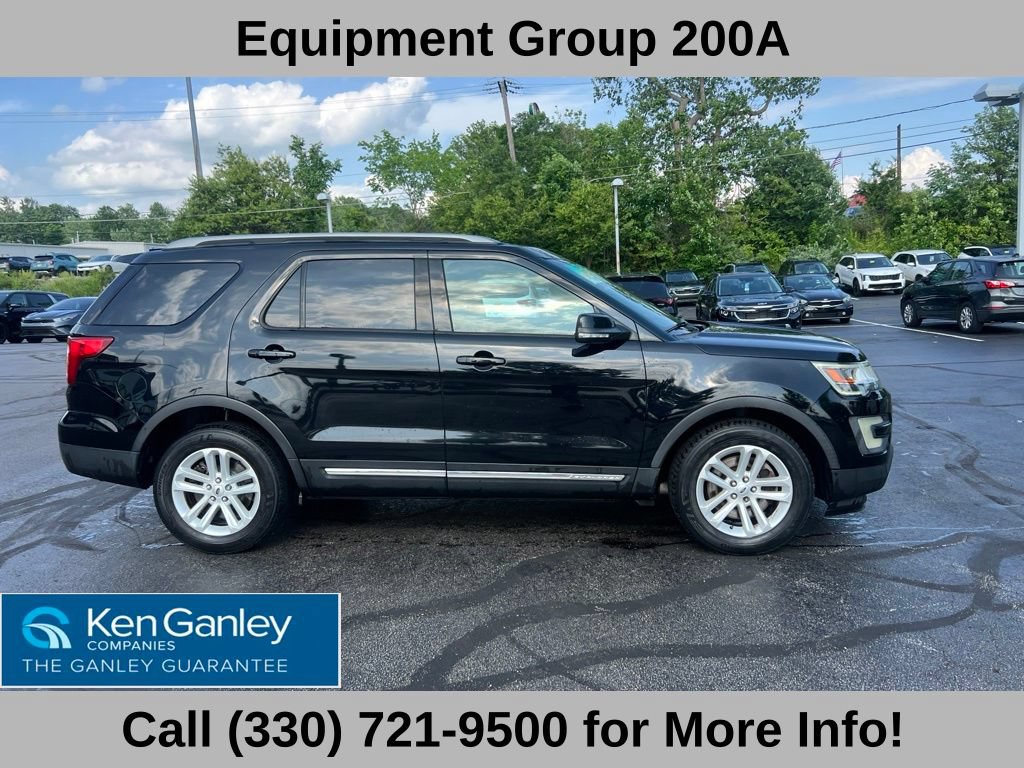 Used 2017 Ford Explorer XLT FWD image 7