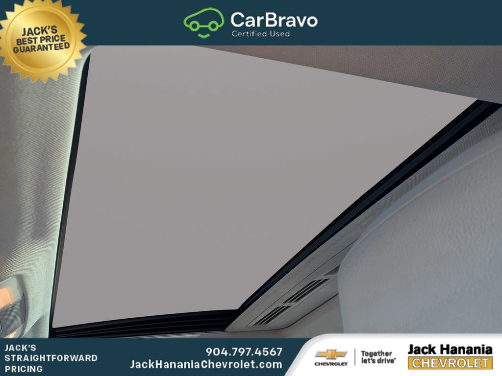 Used 2010 Mercedes-Benz C 300 Sedan image 12