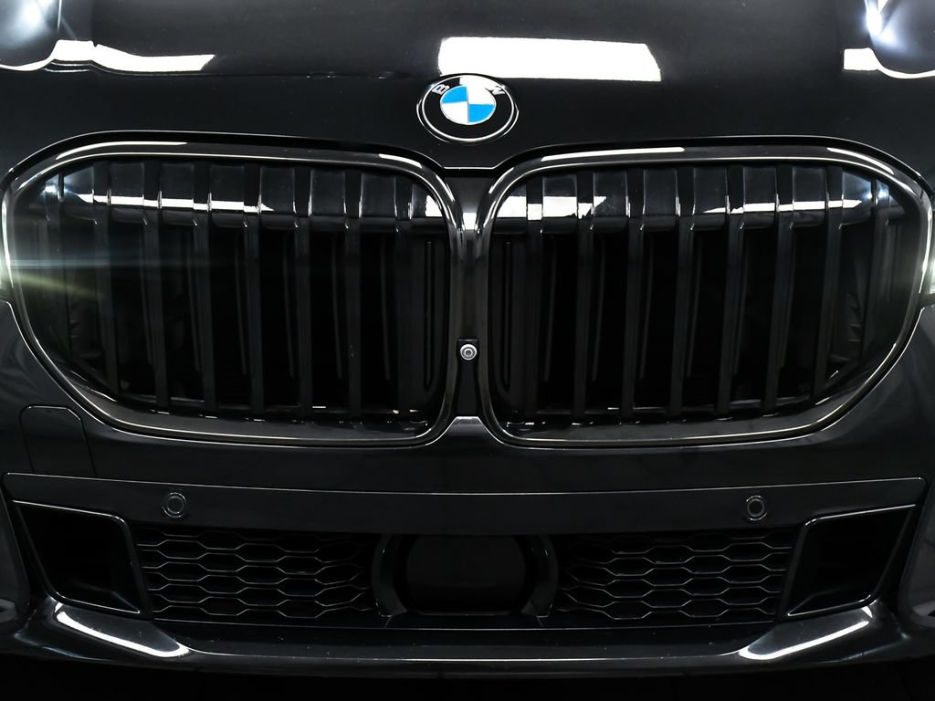 Used 2022 BMW 740i xDrive w/ M Sport Package AWD/4WD image 82
