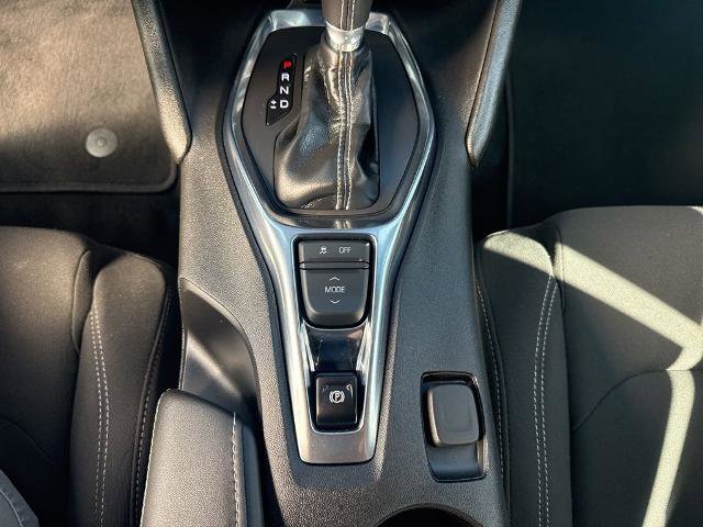 Used 2020 Chevrolet Camaro LT w/ RS Package image 25