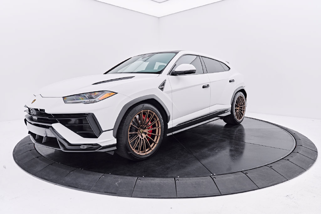 Used 2023 Lamborghini Urus Performante AWD/4WD image 12