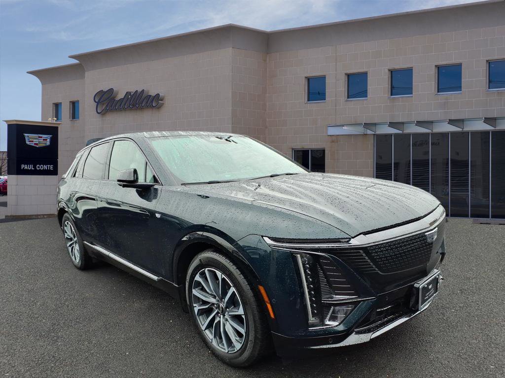 Certified 2024 Cadillac Lyriq Sport w/ LPO, Floor Liner Package image 4