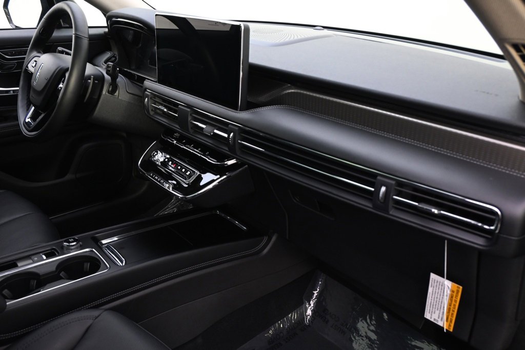 New 2026 Lincoln Corsair Reserve w/ Jet Appearance Package image 15