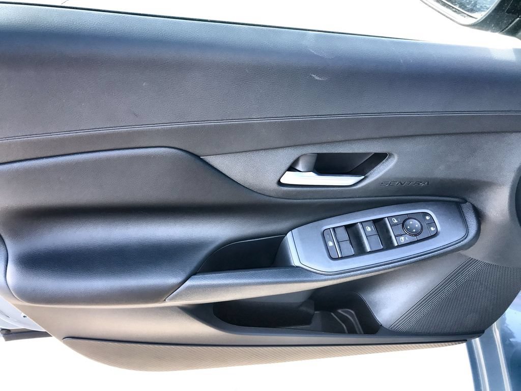 New 2026 Nissan Sentra SV w/ SV Convenience Package FWD image 13