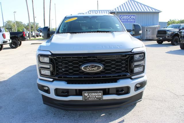Used 2026 Ford F250 Lariat w/ Black Appearance Package AWD/4WD image 2