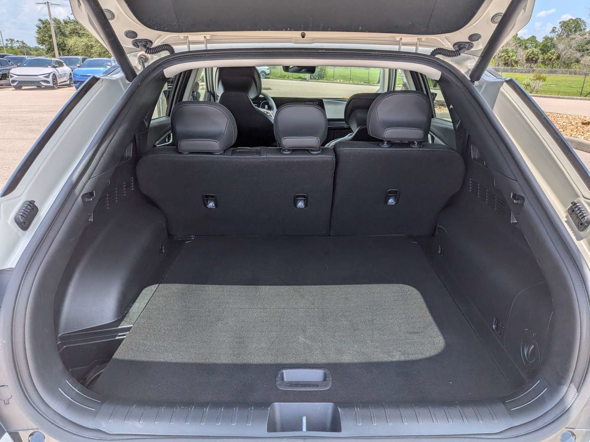 Certified 2024 Kia EV6 Wind w/ Wind Technology Package RWD image 15