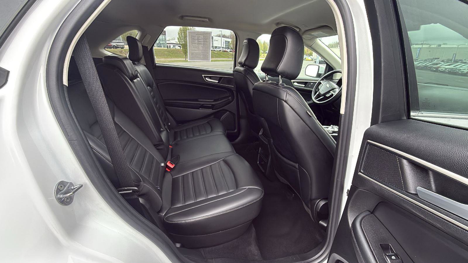 Used 2024 Ford Edge SEL AWD/4WD image 19