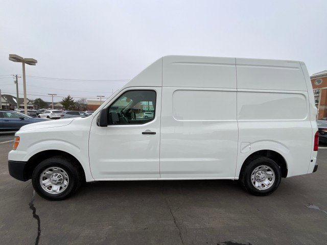 Used 2020 Nissan NV 2500 SV image 2