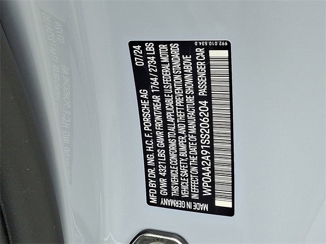 Used 2025 Porsche 911 Carrera image 32