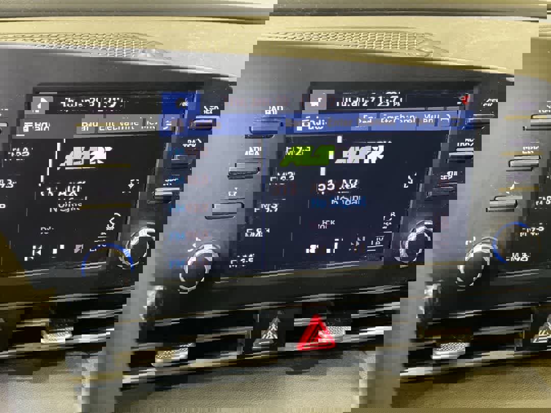 Used 2023 Hyundai Elantra SEL image 18